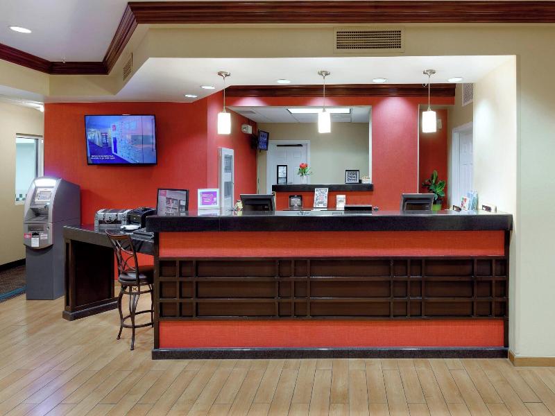 TownePlace Suites Joplin image