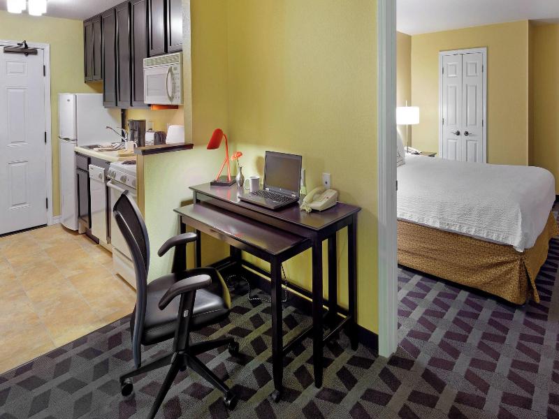 TownePlace Suites Joplin image