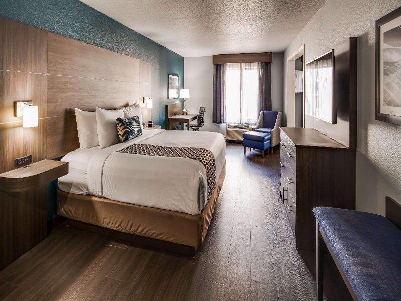Best Western Plus Champaign Urbana Inn image