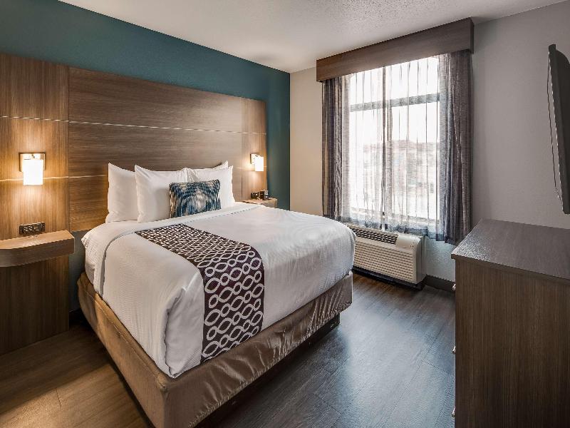 Best Western Plus Champaign Urbana Inn image