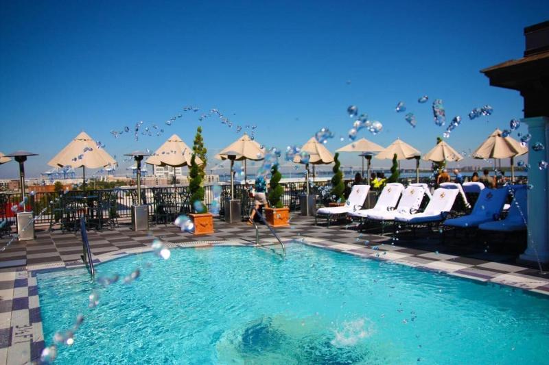 Market Pavilion Hotel image