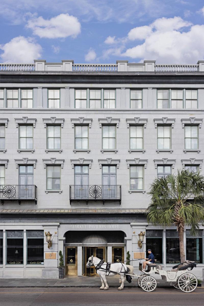 Market Pavilion Hotel image