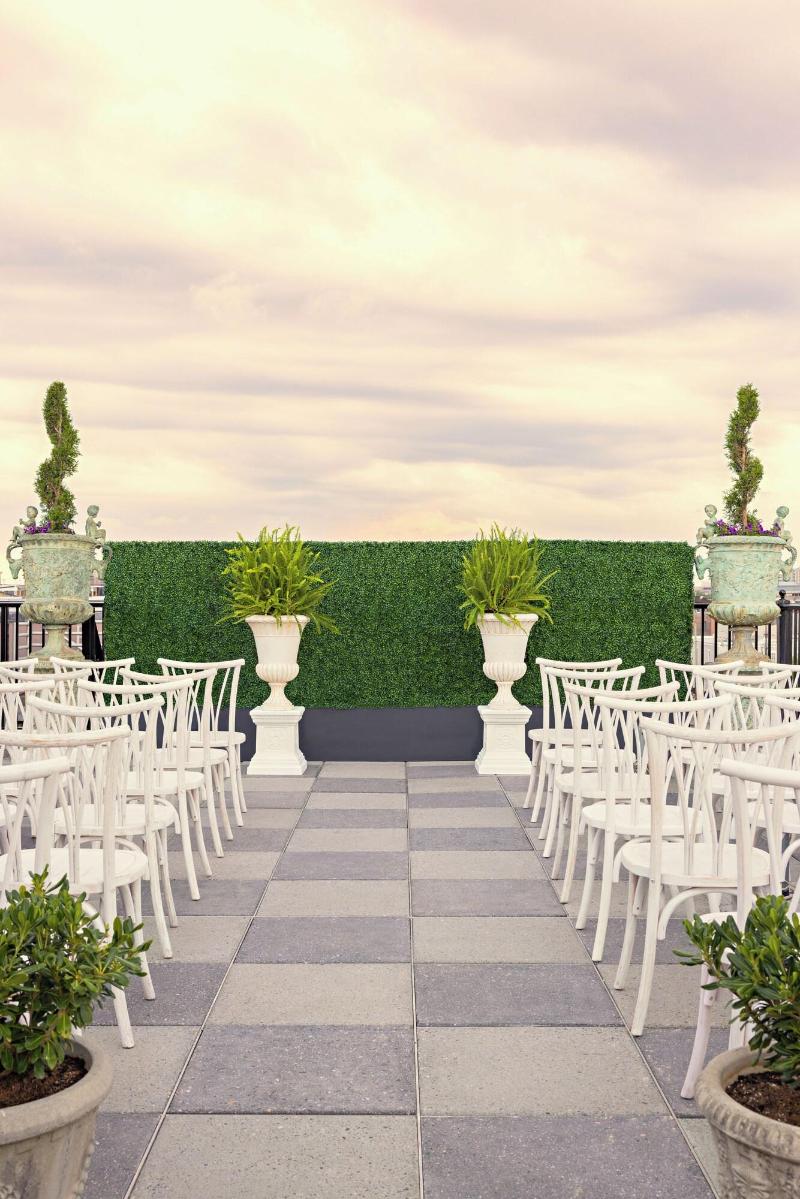 Market Pavilion Hotel image