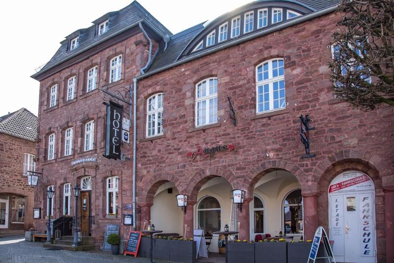 Hotel Ratskeller image