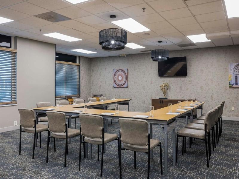 Four Points by Sheraton Columbus-Polaris image