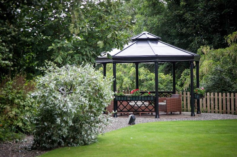 Crown Wetheral image