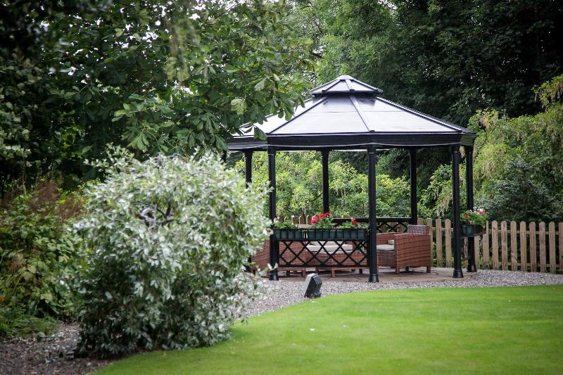Crown Wetheral image