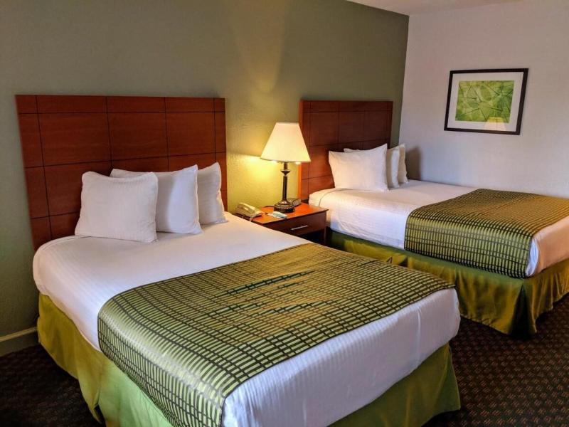 Days Inn By Wyndham Asheville West image