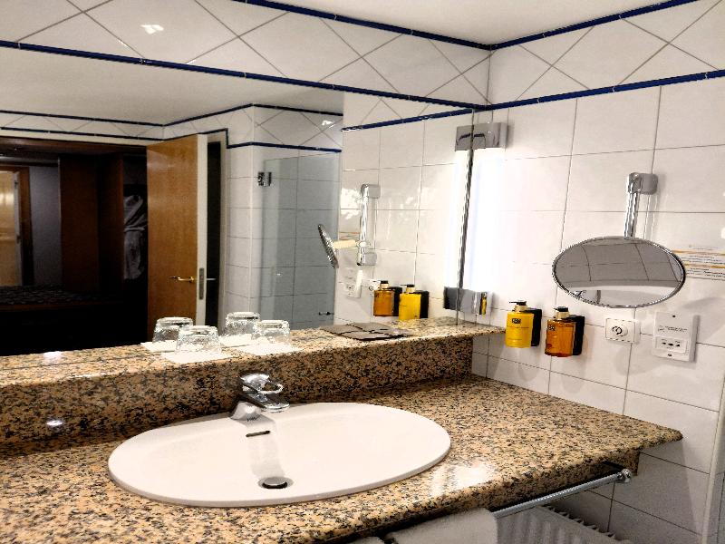  VY Resort Les Celestins Spa & Hotel image