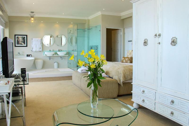 3 on Camps Bay Boutique Hotel & Spa image