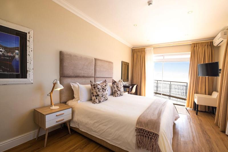 3 on Camps Bay Boutique Hotel & Spa image