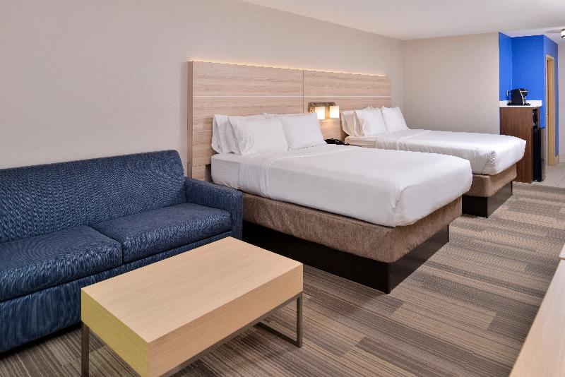 Holiday Inn Express Hotel & Suites Cincinnati - Ma