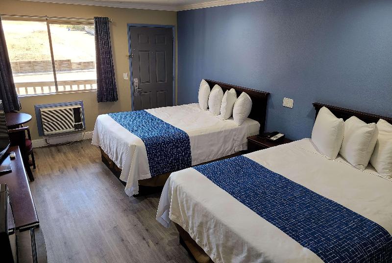 Bed room