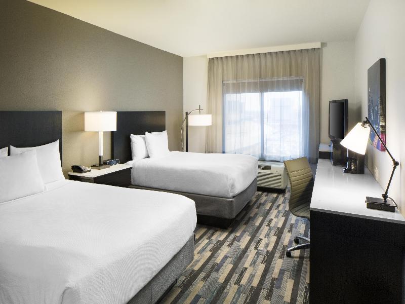 Hyatt House Charlotte Center City image