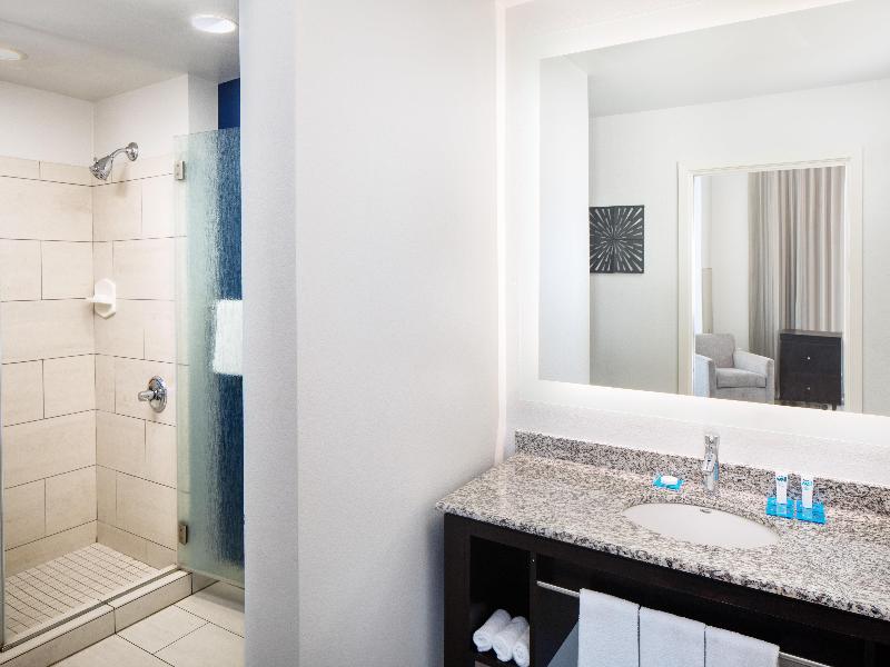 Hyatt House Charlotte Center City image