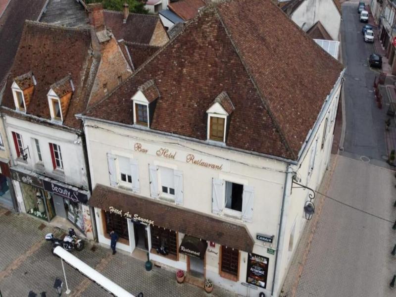 Au Sauvage image