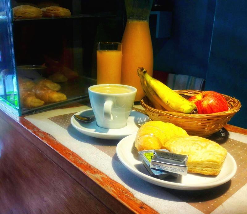 Mediterranea Hostel image