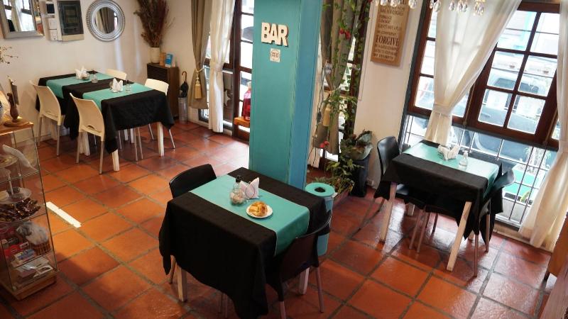 Mediterranea Hostel image