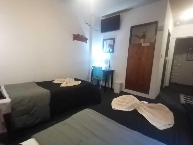 Mediterranea Hostel image