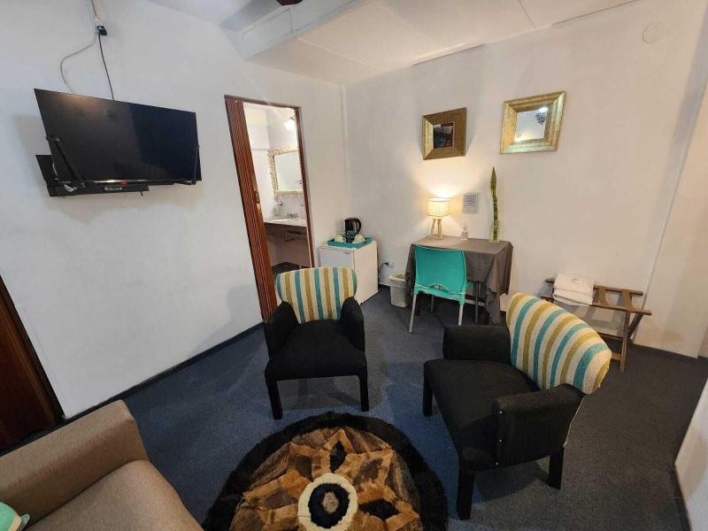 Mediterranea Hostel image