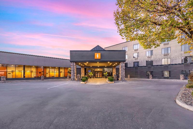 Hells Canyon Grand Hotel, Ascend Hotel Collection image