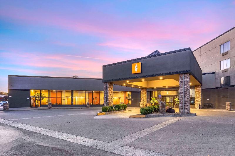 Hells Canyon Grand Hotel, Ascend Hotel Collection image