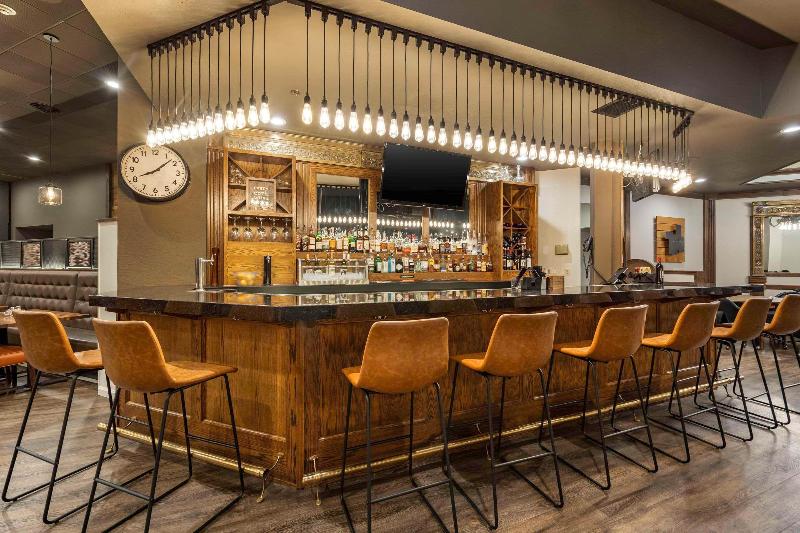 Hells Canyon Grand Hotel, Ascend Hotel Collection image