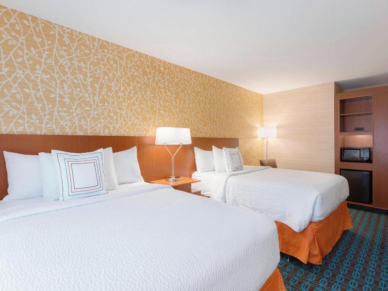 Fairfield Inn & Suites Pittsburgh Airport image