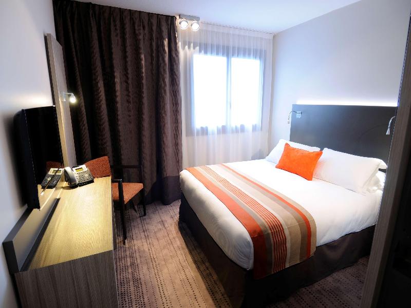 Best Western Plus Hotel  & Spa de Chassieu image