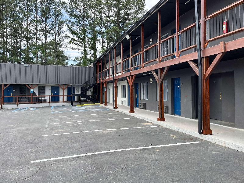 Days Inn Cordele image