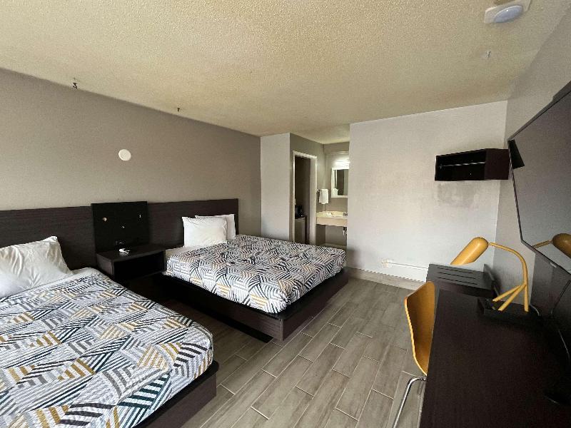 Days Inn Cordele image