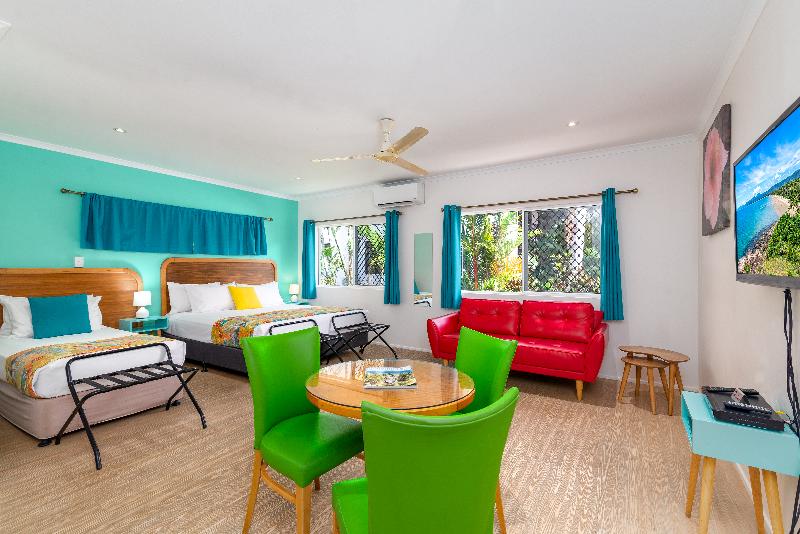Port Douglas Motel image