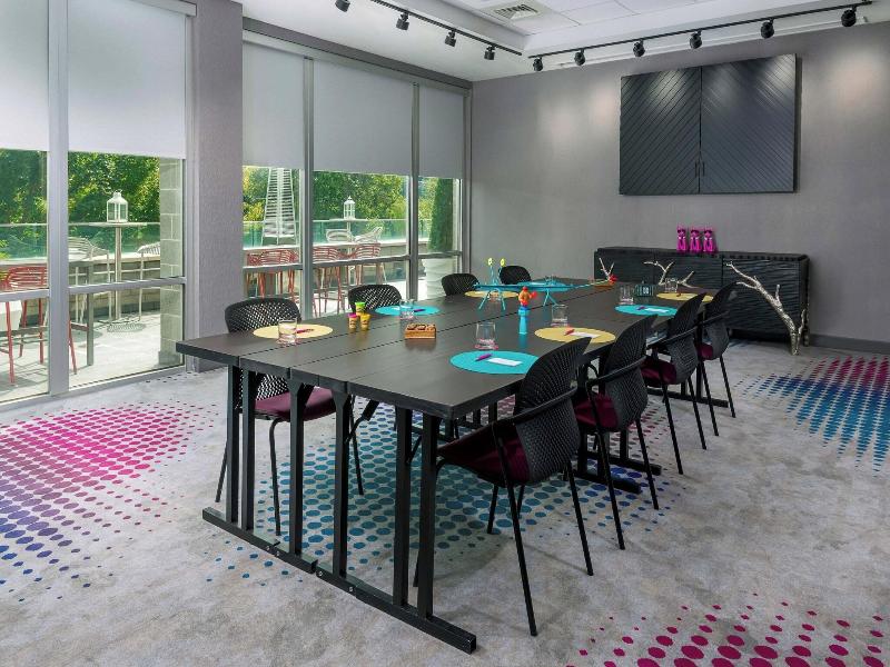 Aloft Asheville Downtown image