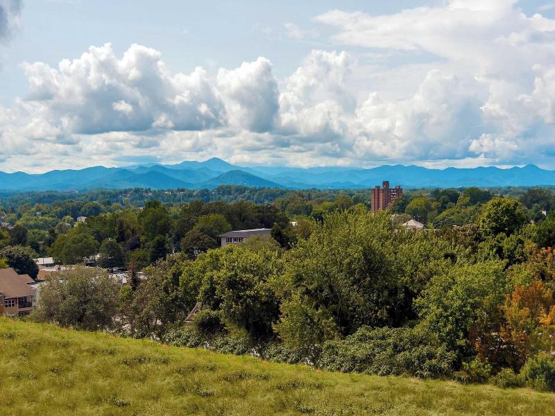 Aloft Asheville Downtown image