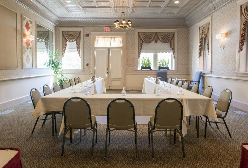 Fulton Lane Inn image