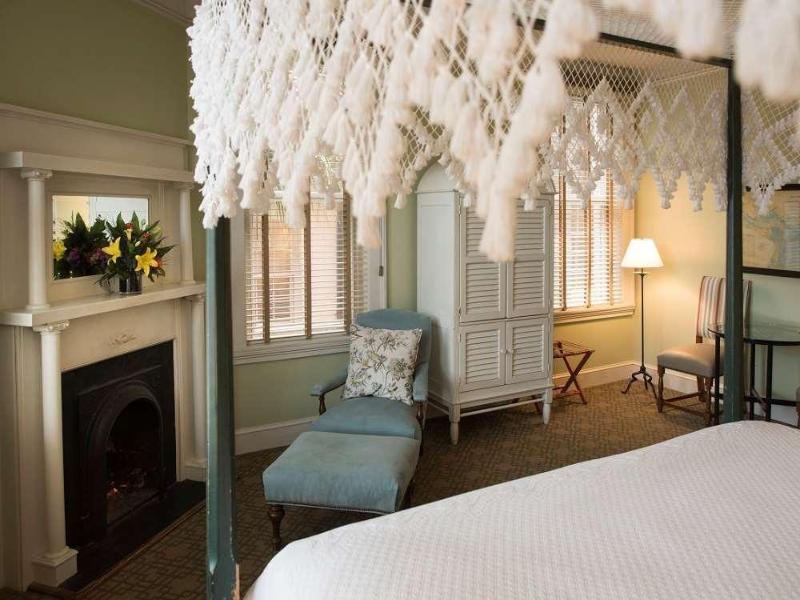 Fulton Lane Inn image