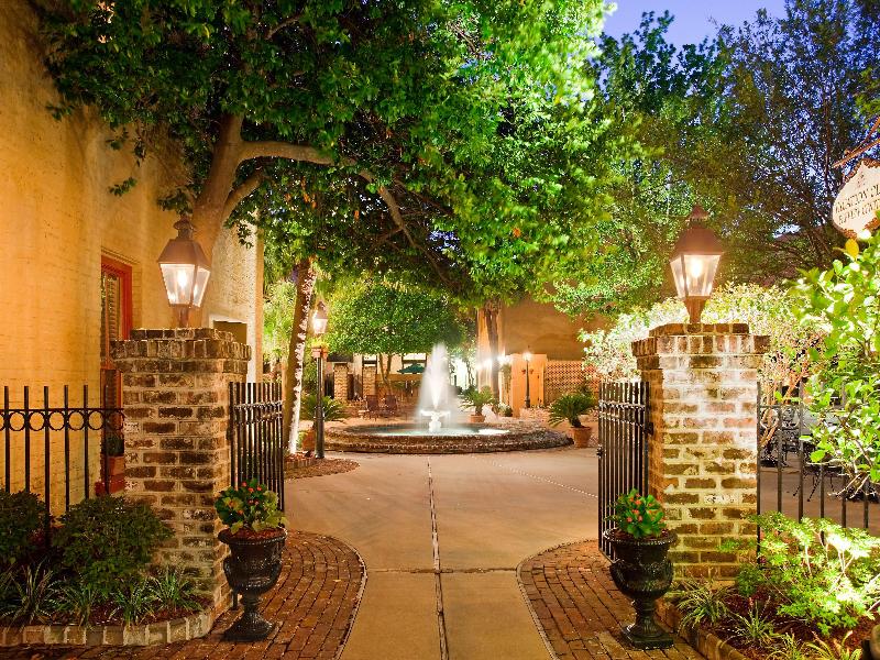 Hilton Vacation Club Lodge Alley Inn Charleston image