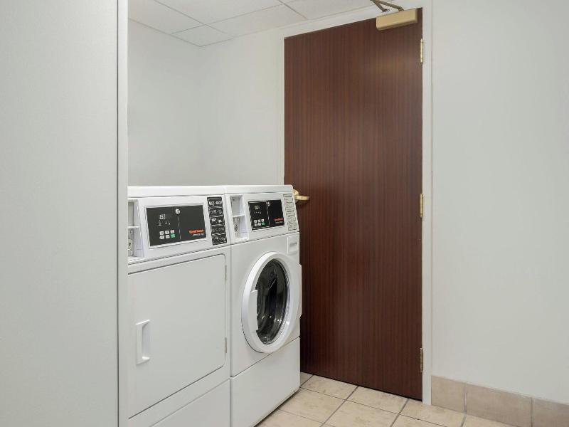 Courtyard Chattanooga Downtown image