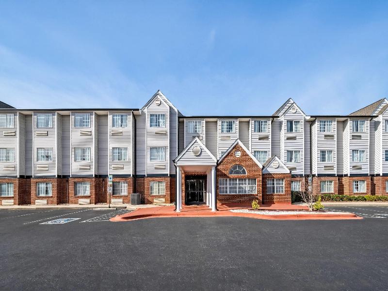 Microtel Inn & Suites By Wyndham Statesville image