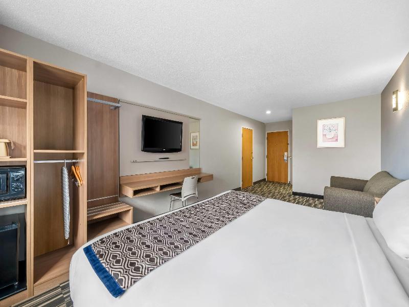 Microtel Inn & Suites By Wyndham Statesville image