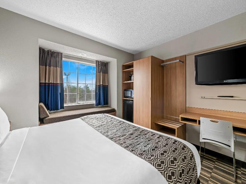 Microtel Inn & Suites By Wyndham Statesville image