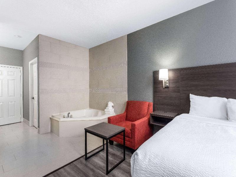 Ramada by Wyndham Sellersburg/Louisville North image