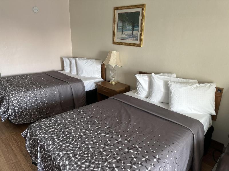 Floridian Inn Motel image