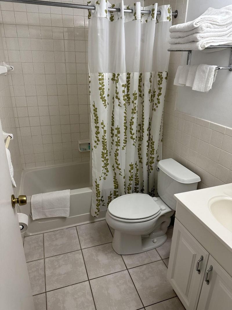 Floridian Inn Motel image