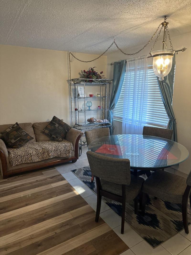 Floridian Inn Motel image
