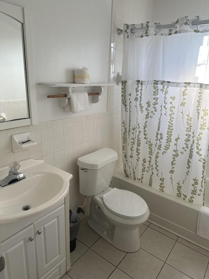 Floridian Inn Motel image