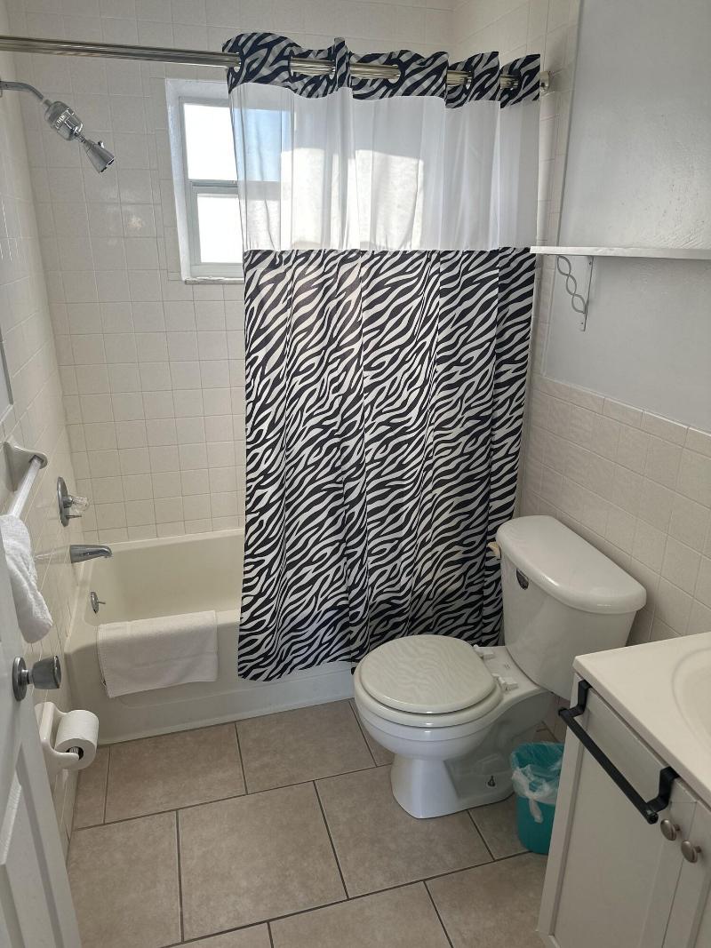Floridian Inn Motel image