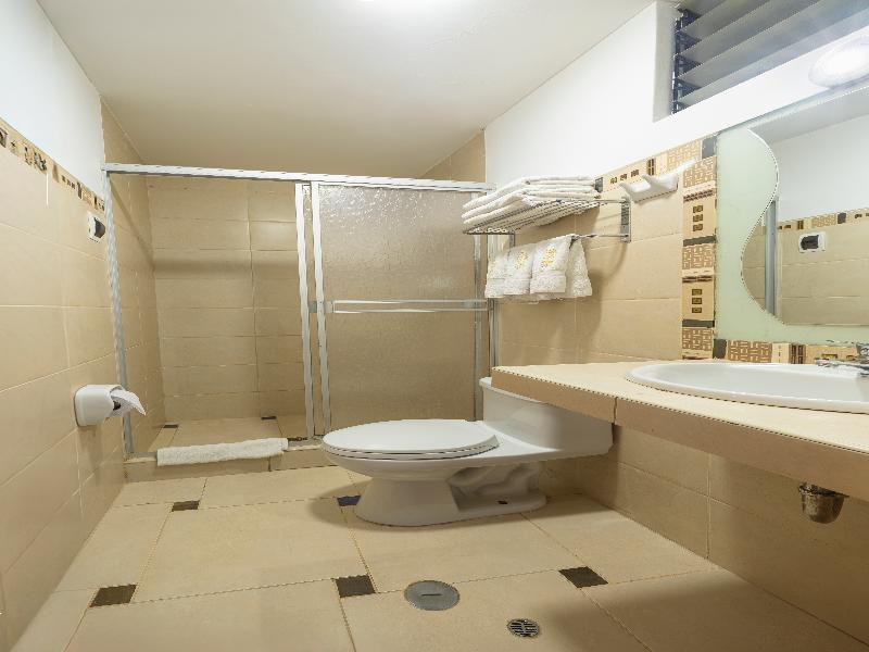 Kapac Inn Hotel image