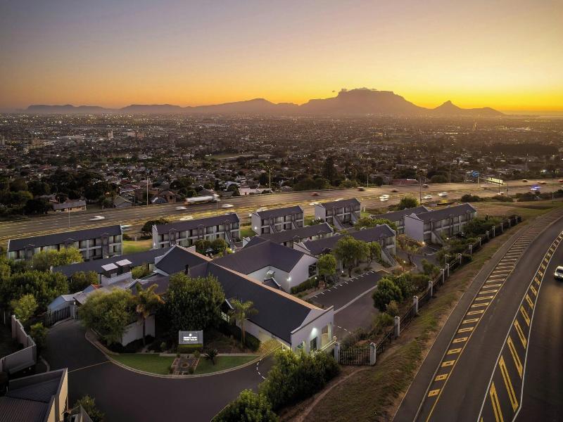 Protea Hotel Cape Town Tyger Valley image