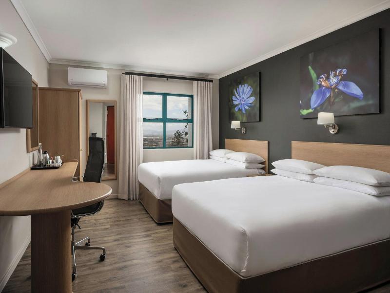 Protea Hotel Cape Town Tyger Valley image